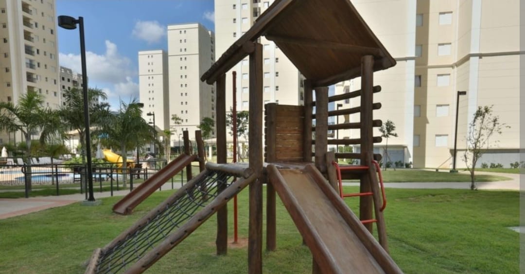 Playground de madeira do Complexo Atmosphera Natural Living Jundiaí